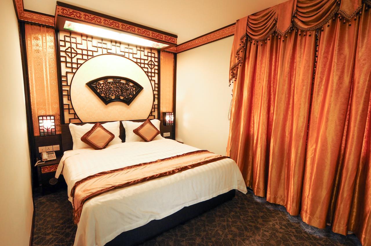 K Garden Hotel Parit Buntar Zimmer foto